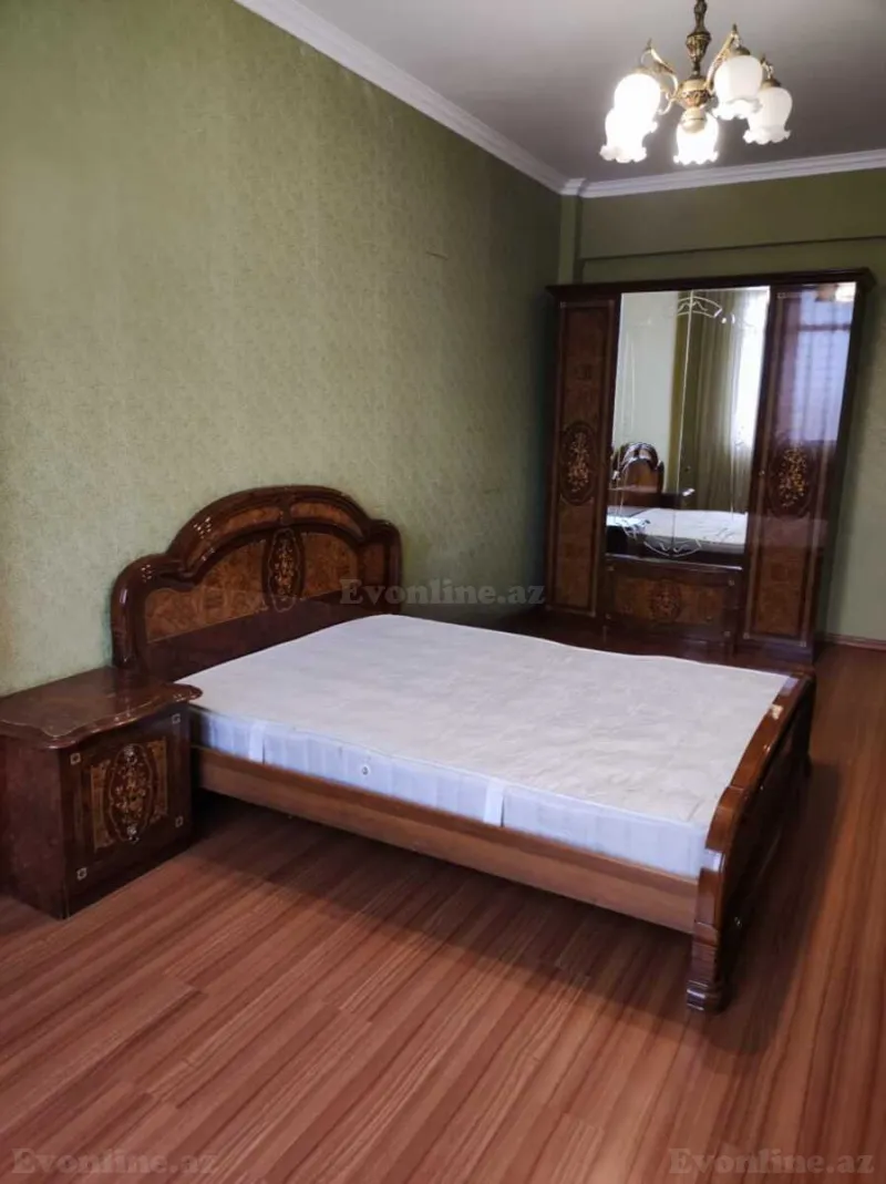 Satılır 3 otaqlı Mənzil Yeni tikili 90 m² Səbail r. - şəkil 9