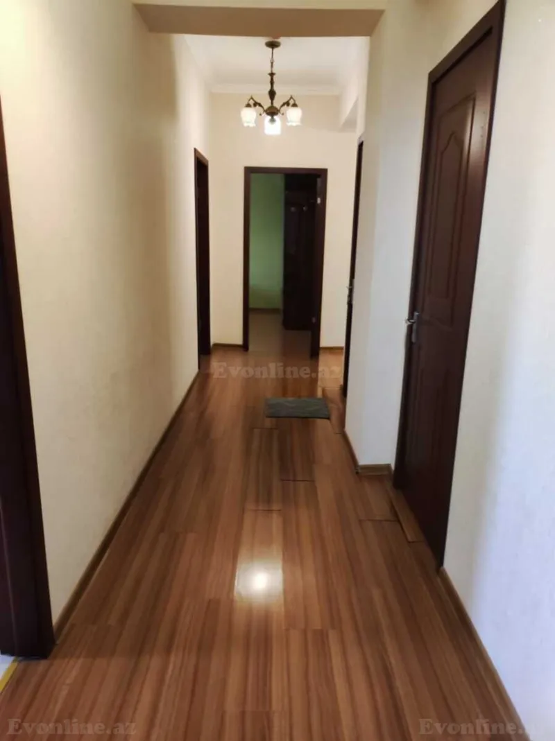 Satılır 3 otaqlı Mənzil Yeni tikili 90 m² Səbail r. - şəkil 15
