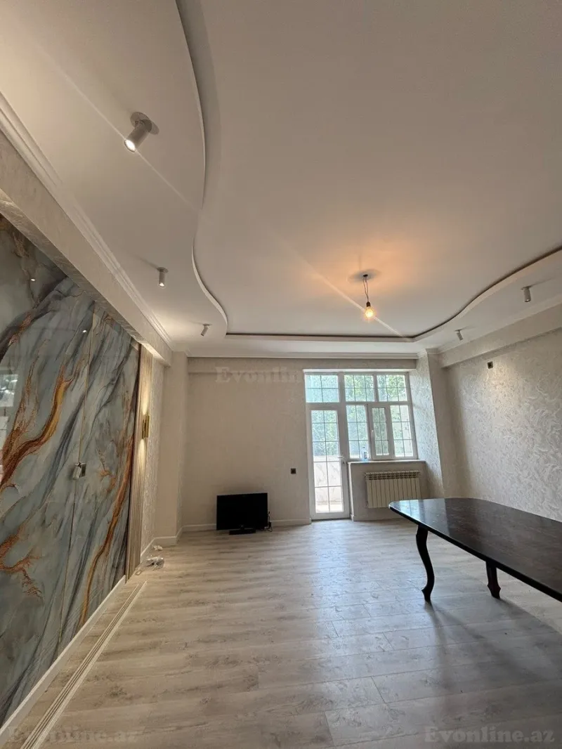 Satılır 2 otaqlı Mənzil Yeni tikili 100 m² 6-cı mikrorayon - şəkil 4