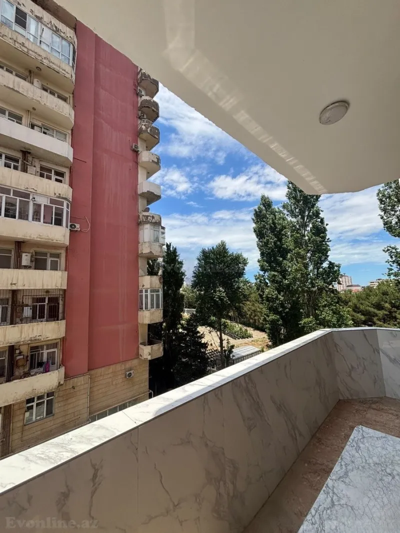 Satılır 2 otaqlı Mənzil Yeni tikili 100 m² 6-cı mikrorayon - şəkil 12
