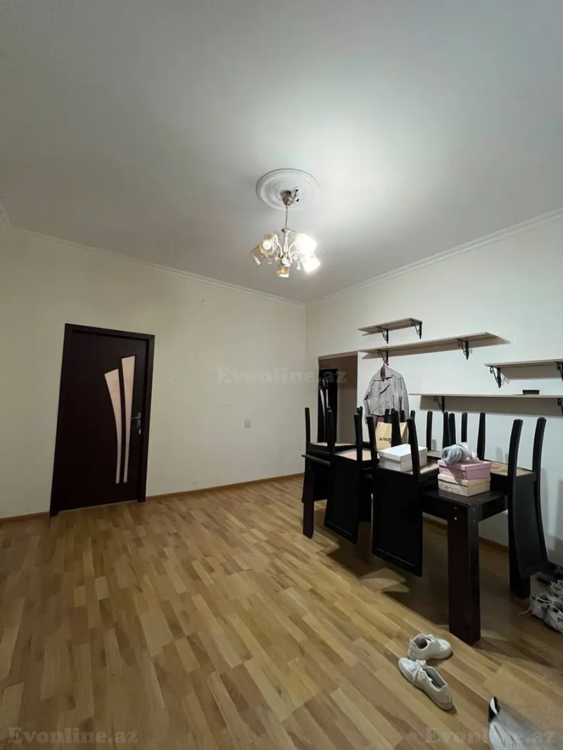 Satılır 3 otaqlı Mənzil Yeni tikili 136 m² İnşaatçılar m. - şəkil 2