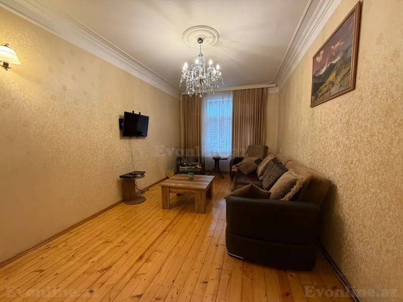 Satılır 4 otaqlı Mənzil Yeni tikili 105 m² Xətai r.