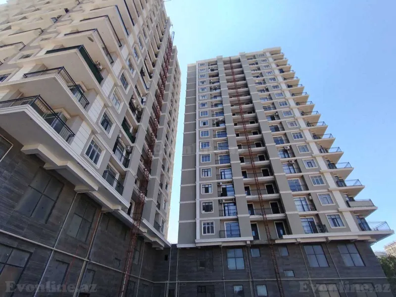 Satılır 4 otaqlı Mənzil Yeni tikili 1812 m² Bakmil m. - şəkil 2