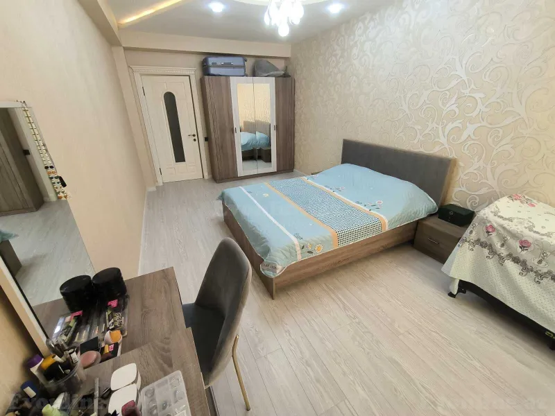 Kirayə verilir 2 otaqlı Mənzil Yeni tikili 86 m² Qara Qarayev m. - şəkil 6