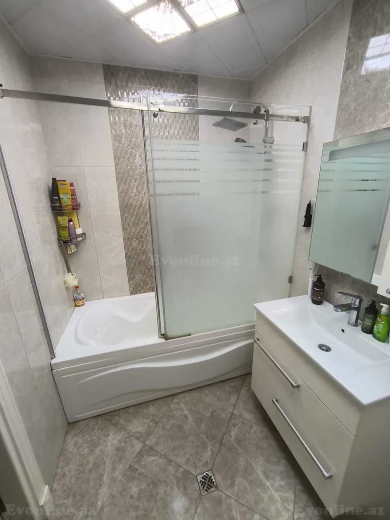 Kirayə verilir 2 otaqlı Mənzil Yeni tikili 86 m² Qara Qarayev m. - şəkil 10