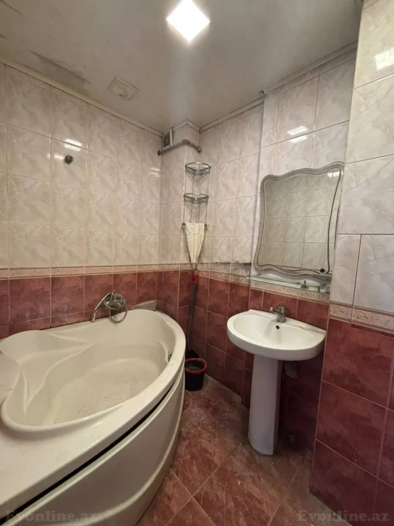 Satılır 2 otaqlı Mənzil Yeni tikili 80 m² Nəsimi m. - şəkil 8