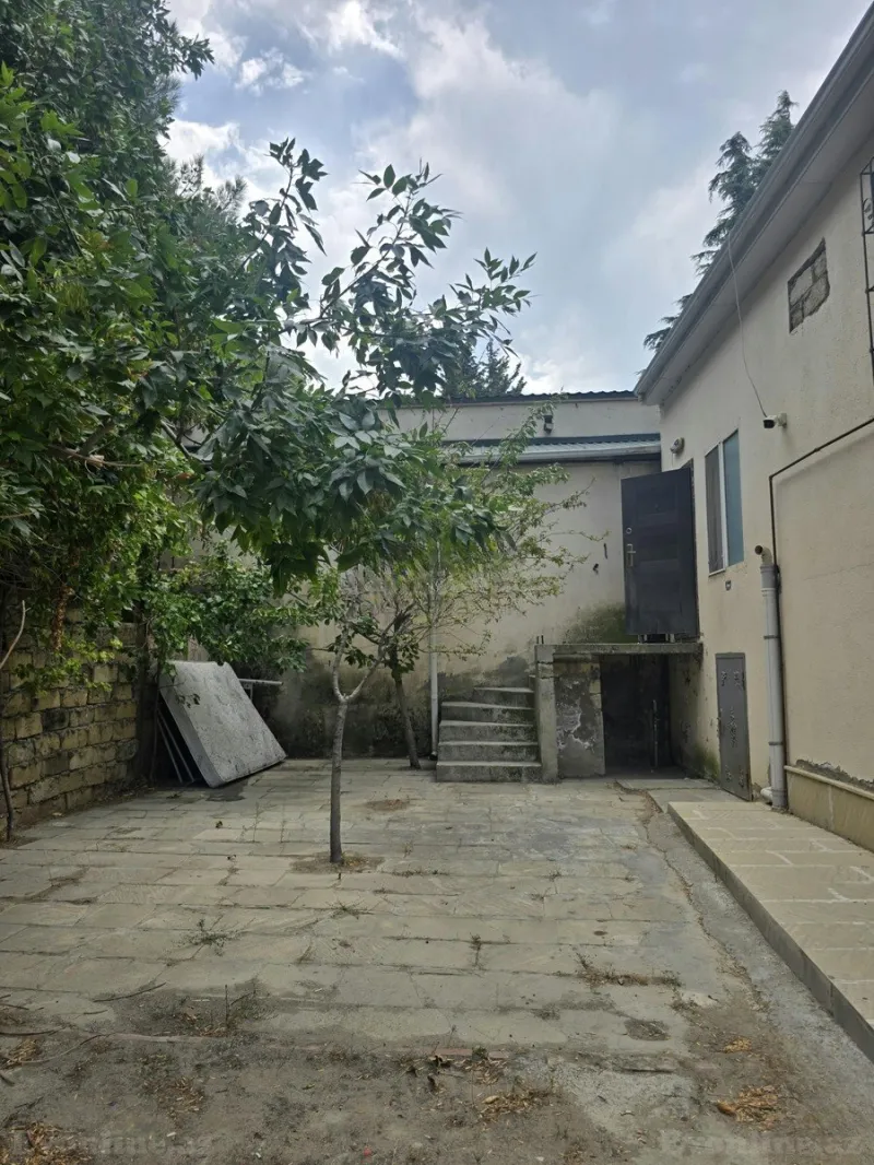 4 otaqlı Mənzil 95 m² Yasamal r. Satılır