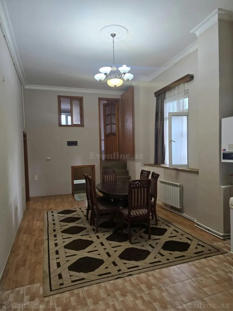 Satılır 4 otaqlı Mənzil Köhnə tikili 95 m² Yasamal r. - şəkil 5