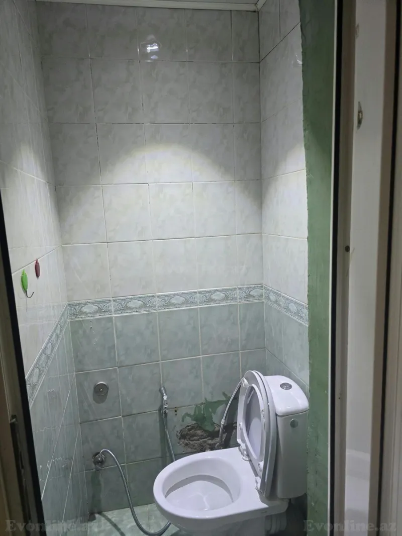 Satılır 4 otaqlı Mənzil Köhnə tikili 95 m² Yasamal r. - şəkil 11
