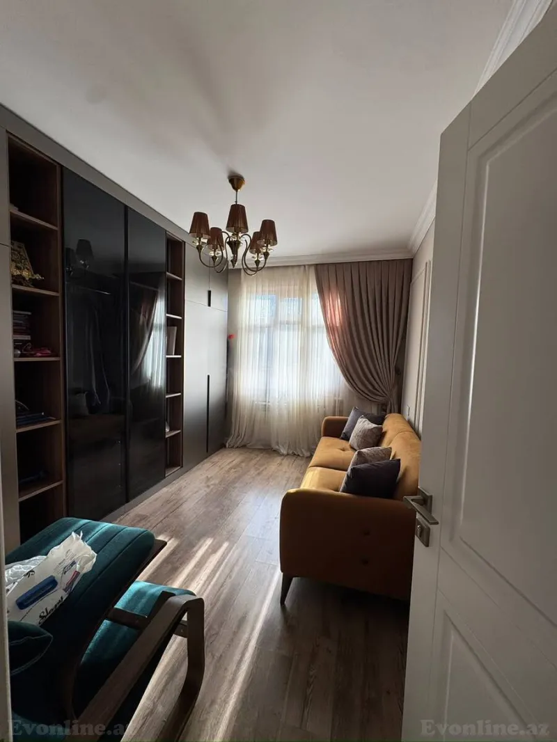 Satılır 3 otaqlı Mənzil Köhnə tikili 75 m² Əhmədli m. - şəkil 4