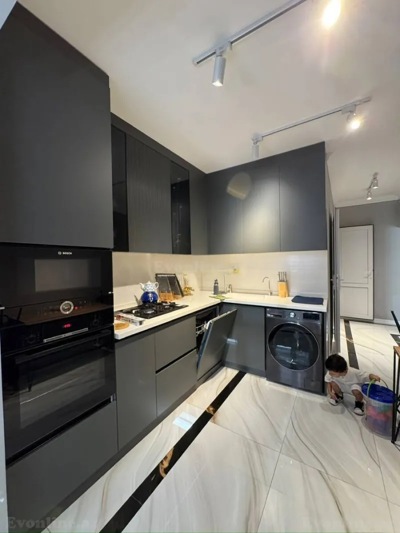 Satılır 3 otaqlı Mənzil Köhnə tikili 75 m² Əhmədli m. - şəkil 6