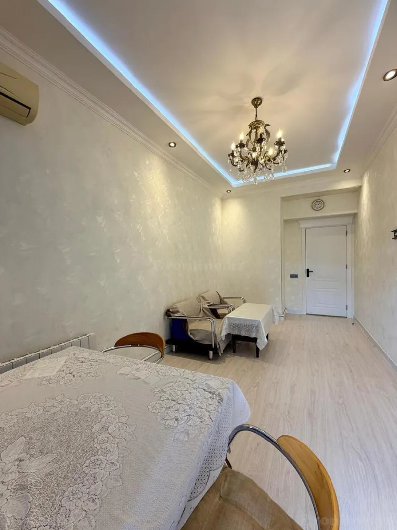 Kirayə verilir 3 otaqlı Mənzil Yeni tikili 80 m² Xətai r. - şəkil 2