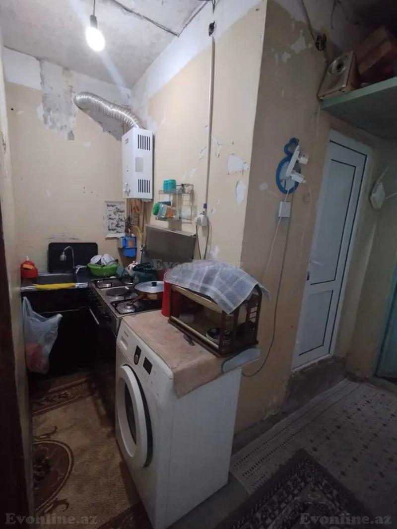Satılır 2 otaqlı Mənzil Köhnə tikili 246 m² Gənclik m. - şəkil 4
