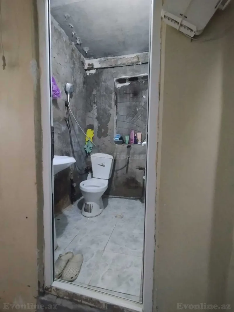 Satılır 2 otaqlı Mənzil Köhnə tikili 246 m² Gənclik m. - şəkil 5