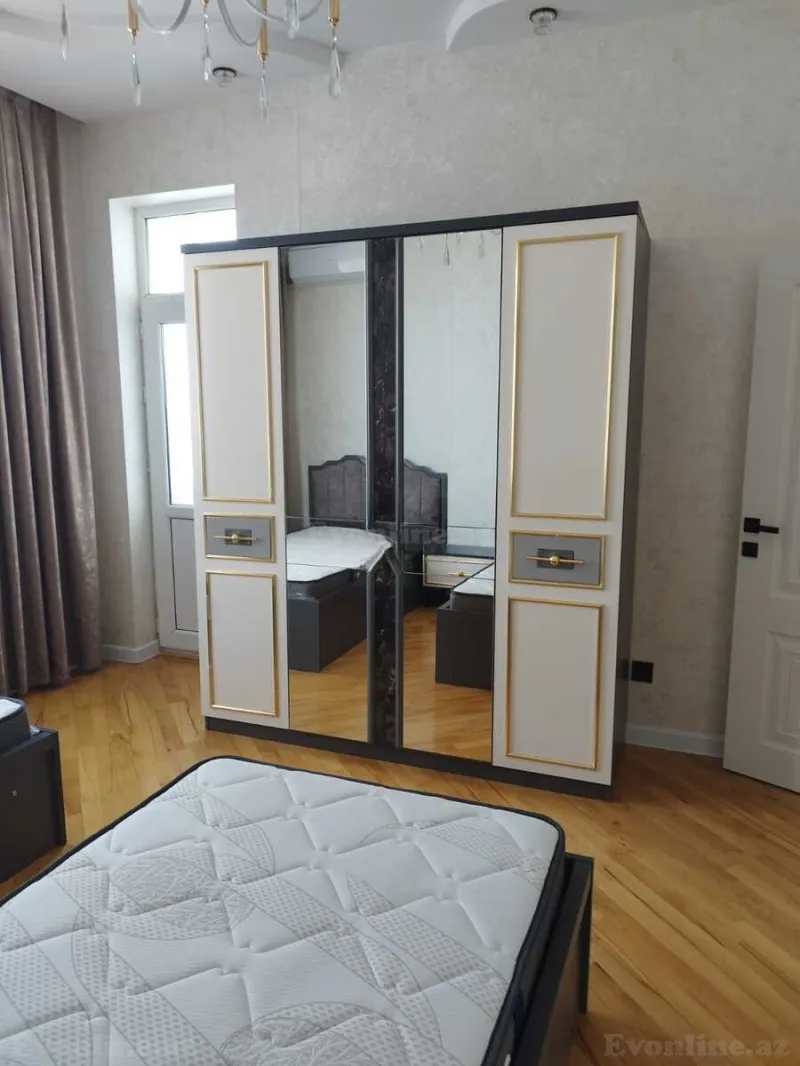 Kirayə verilir 3 otaqlı Mənzil Köhnə tikili 100 m² 28 May m. - şəkil 13