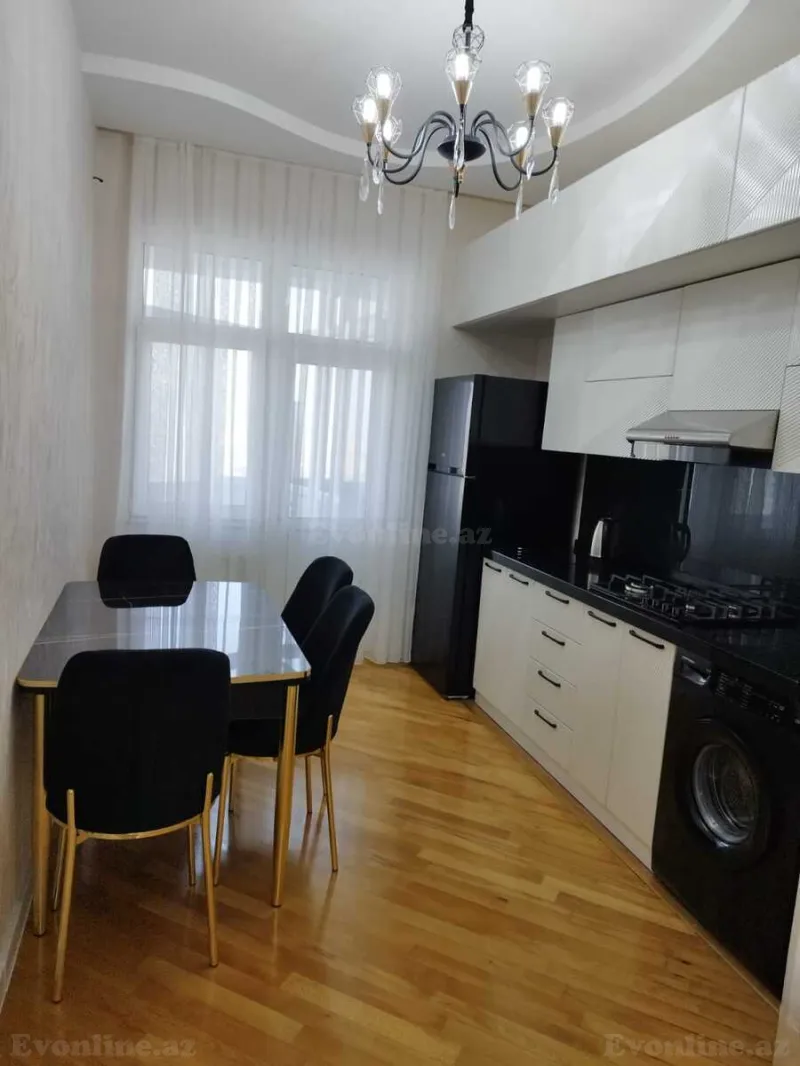 Kirayə verilir 3 otaqlı Mənzil Köhnə tikili 100 m² 28 May m. - şəkil 14