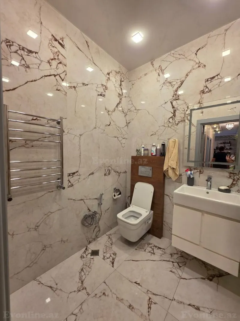 Satılır 3 otaqlı Mənzil Yeni tikili 148 m² 8 Noyabr m. - şəkil 12
