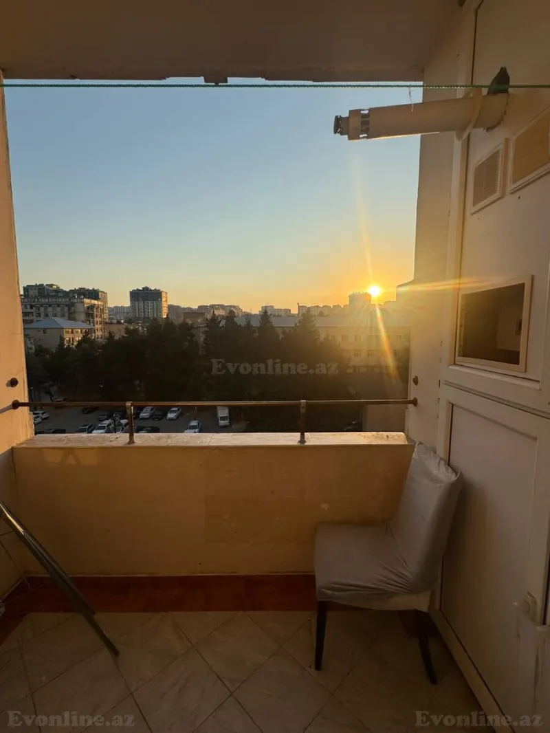 Kirayə verilir 4 otaqlı Mənzil Yeni tikili 150 m² İnşaatçılar m. - şəkil 29