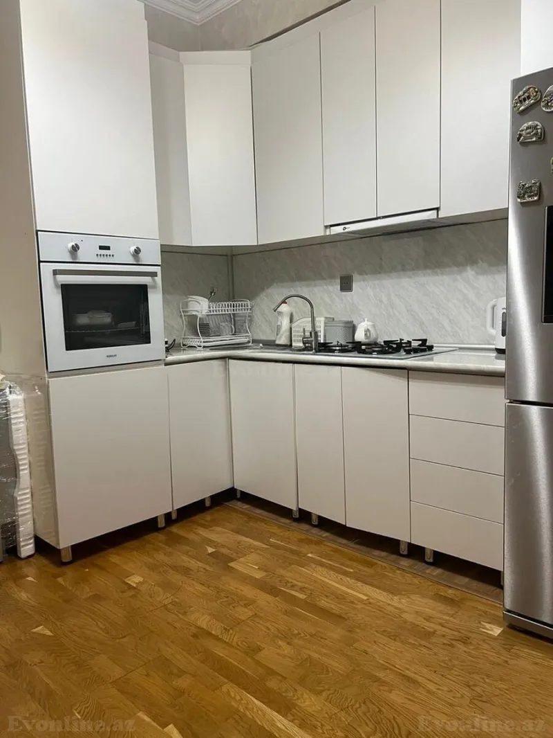Satılır 2 otaqlı Mənzil Yeni tikili 70 m² Yasamal r. - şəkil 4