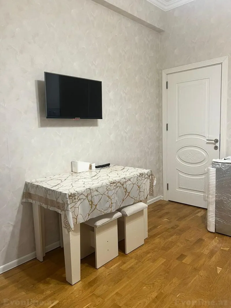 Satılır 2 otaqlı Mənzil Yeni tikili 70 m² Yasamal r. - şəkil 5