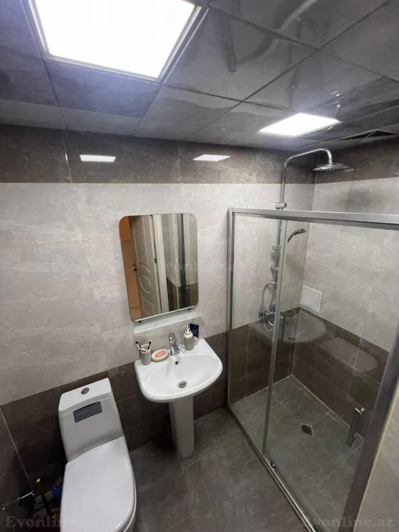 Satılır 2 otaqlı Mənzil Yeni tikili 70 m² Yasamal r. - şəkil 10