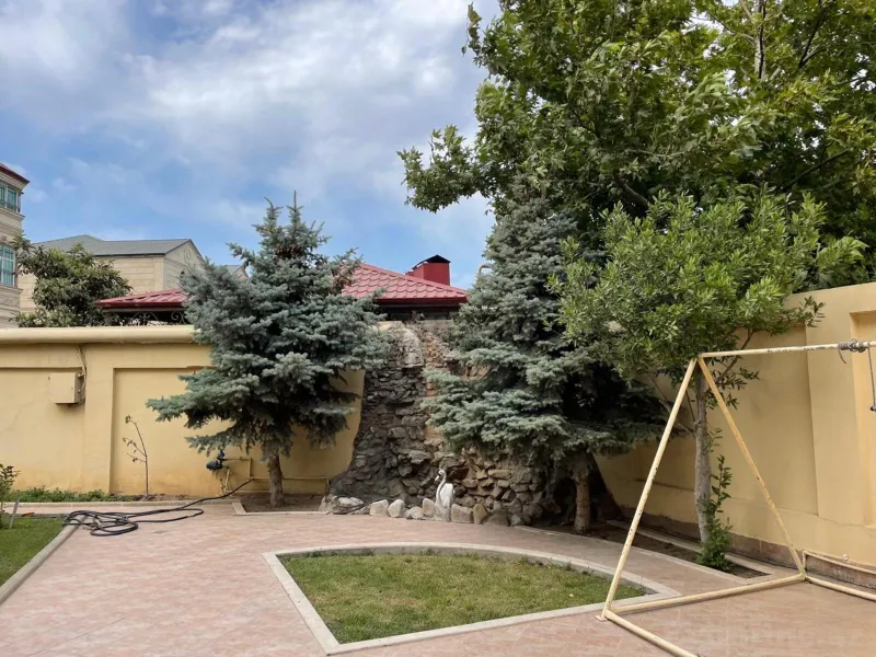 Satılır 7 otaqlı Həyət evi 750 m² Nəsimi m. - şəkil 2