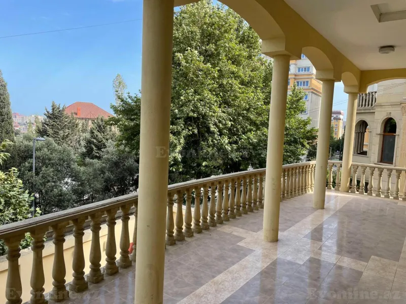 Satılır 7 otaqlı Həyət evi 750 m² Nəsimi m. - şəkil 4