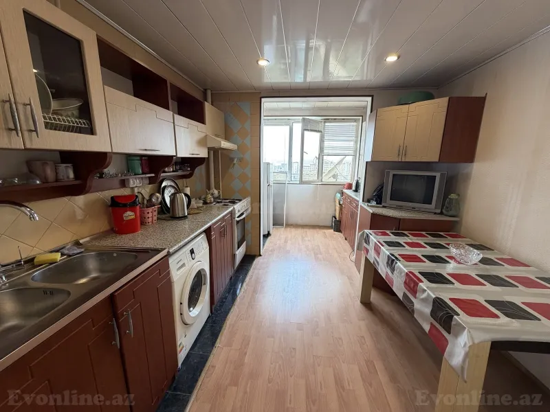 Satılır 3 otaqlı Mənzil Köhnə tikili 75 m² Həzi Aslanov m. - şəkil 4