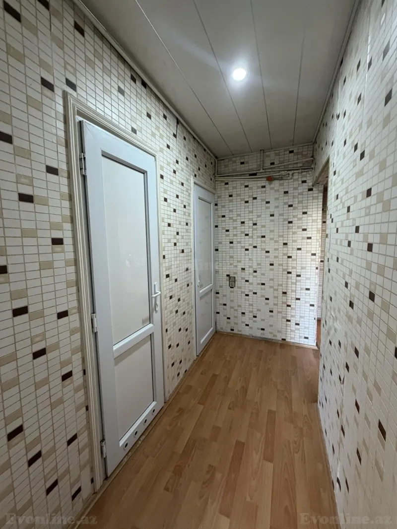 Satılır 3 otaqlı Mənzil Köhnə tikili 75 m² Həzi Aslanov m. - şəkil 24
