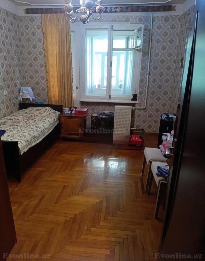 Satılır 3 otaqlı Mənzil Köhnə tikili 75 m² Nəriman Nərimanov m.