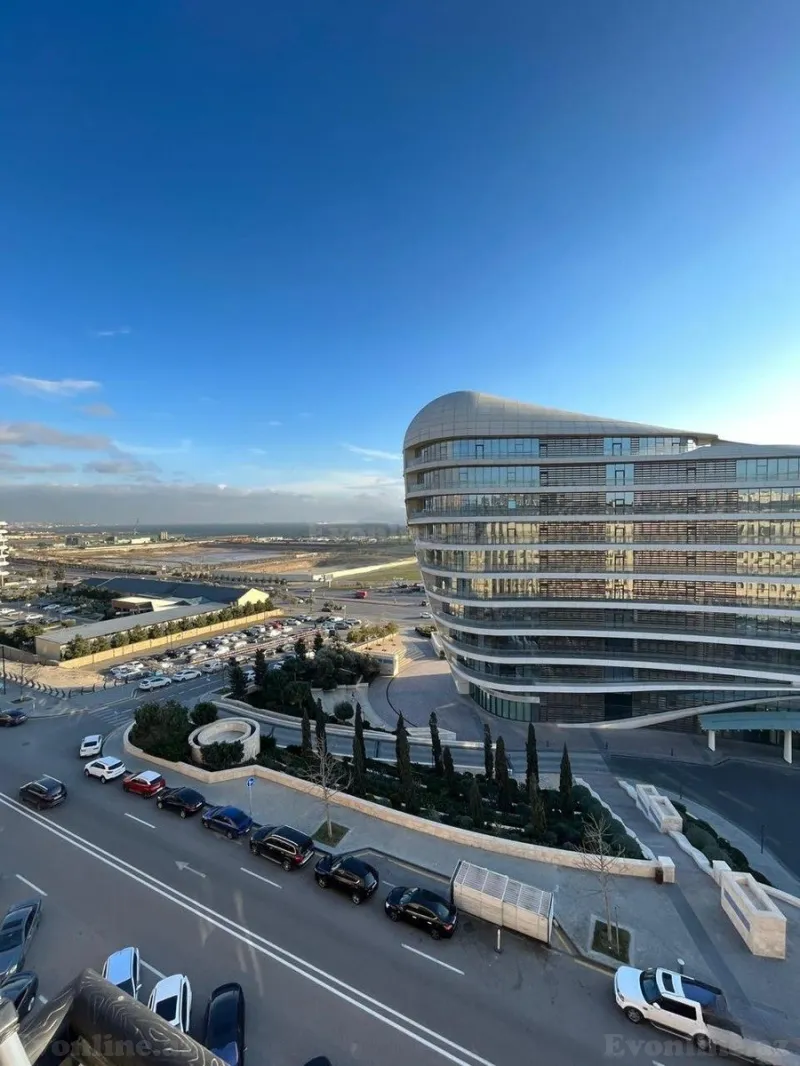 Kirayə verilir 3 otaqlı Mənzil Yeni tikili 110 m² Xətai r.