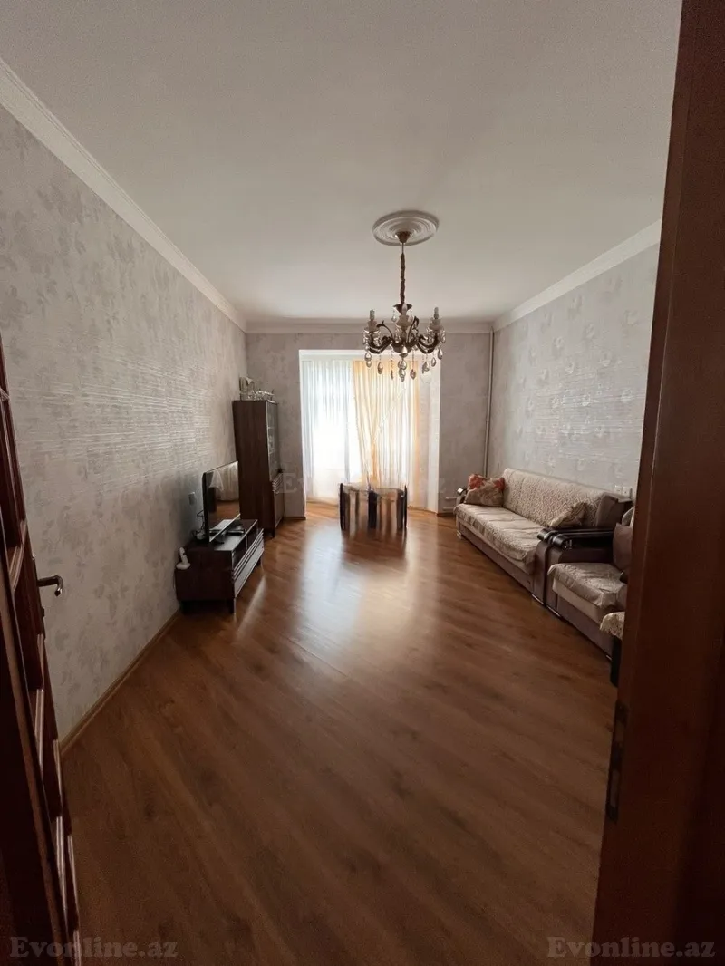 Satılır 2 otaqlı Mənzil Köhnə tikili 61 m² Elmlər Akademiyası m. - şəkil 2