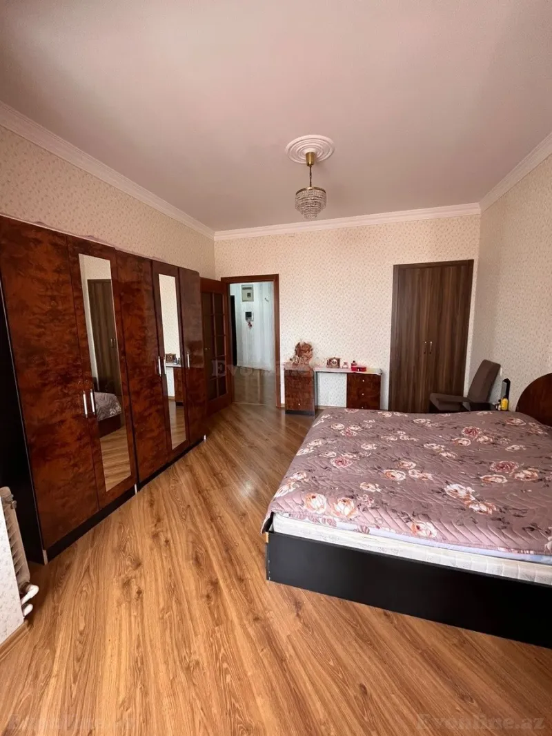 Satılır 2 otaqlı Mənzil Köhnə tikili 61 m² Elmlər Akademiyası m. - şəkil 8