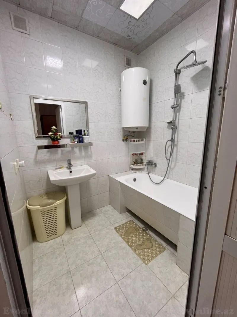 Satılır 2 otaqlı Mənzil Köhnə tikili 61 m² Elmlər Akademiyası m. - şəkil 9