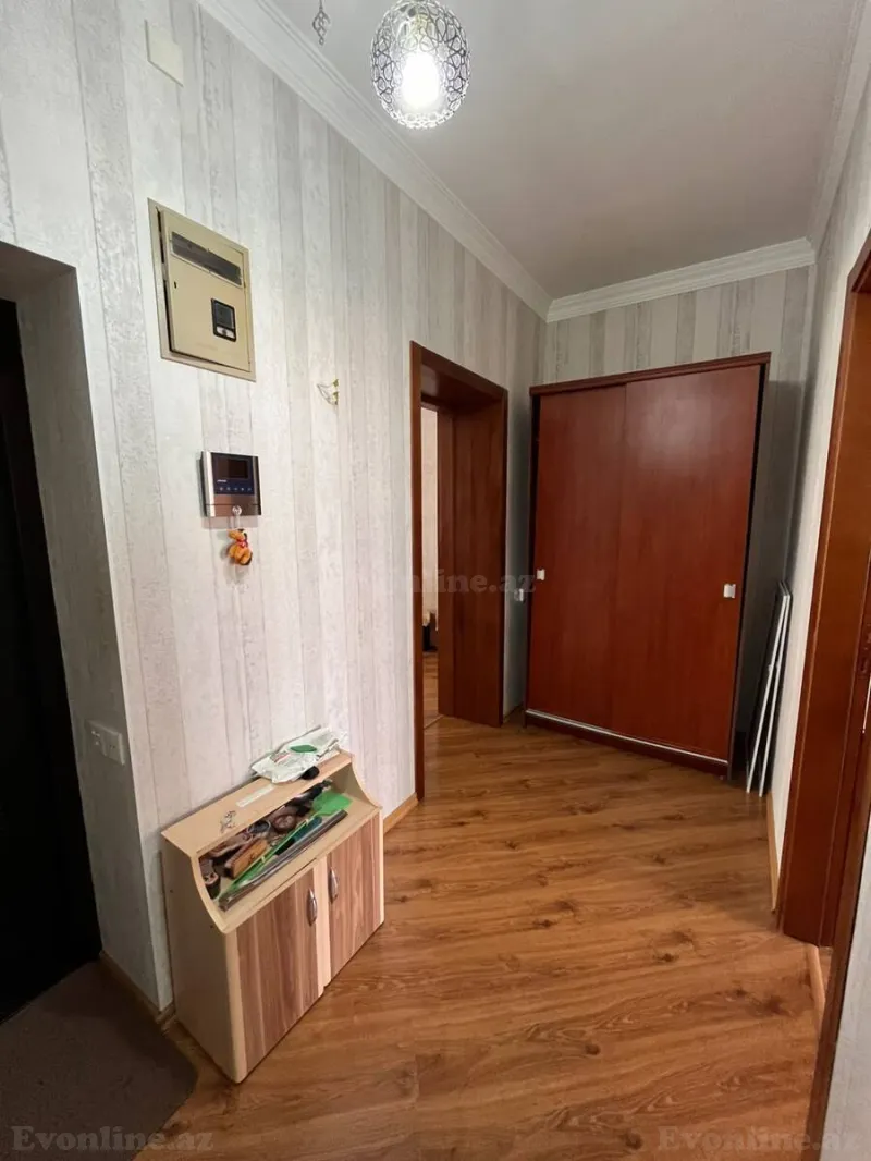 Satılır 2 otaqlı Mənzil Köhnə tikili 606 m² Elmlər Akademiyası m. - şəkil 5