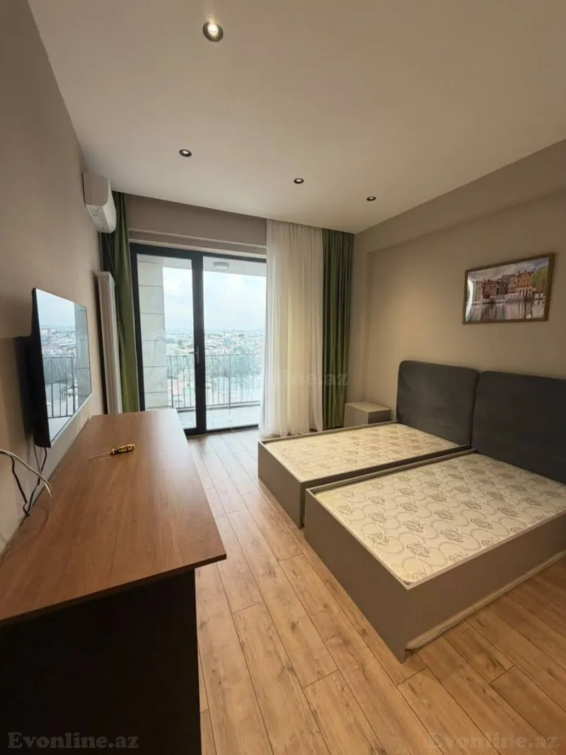 Kirayə verilir 4 otaqlı Mənzil Yeni tikili 180 m² Koroğlu m. - şəkil 13