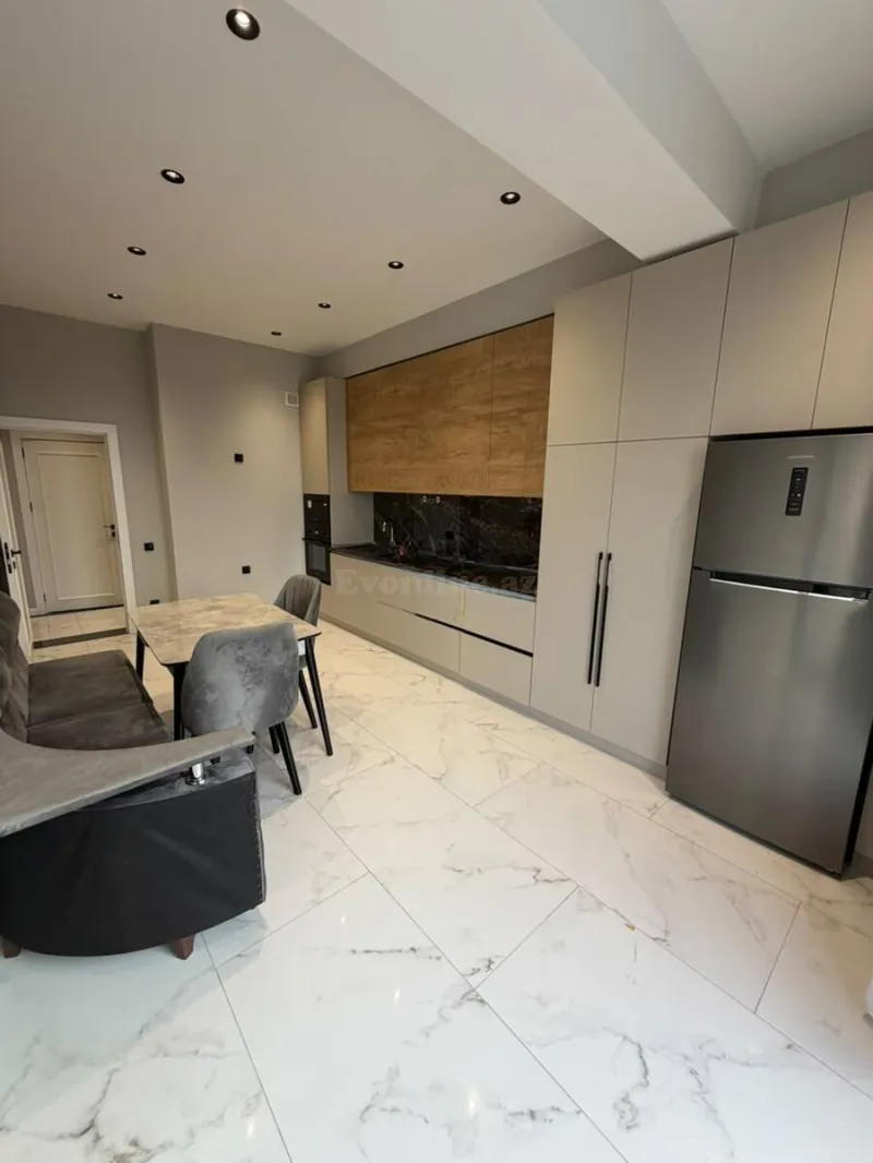 Kirayə verilir 4 otaqlı Mənzil Yeni tikili 180 m² Koroğlu m. - şəkil 14