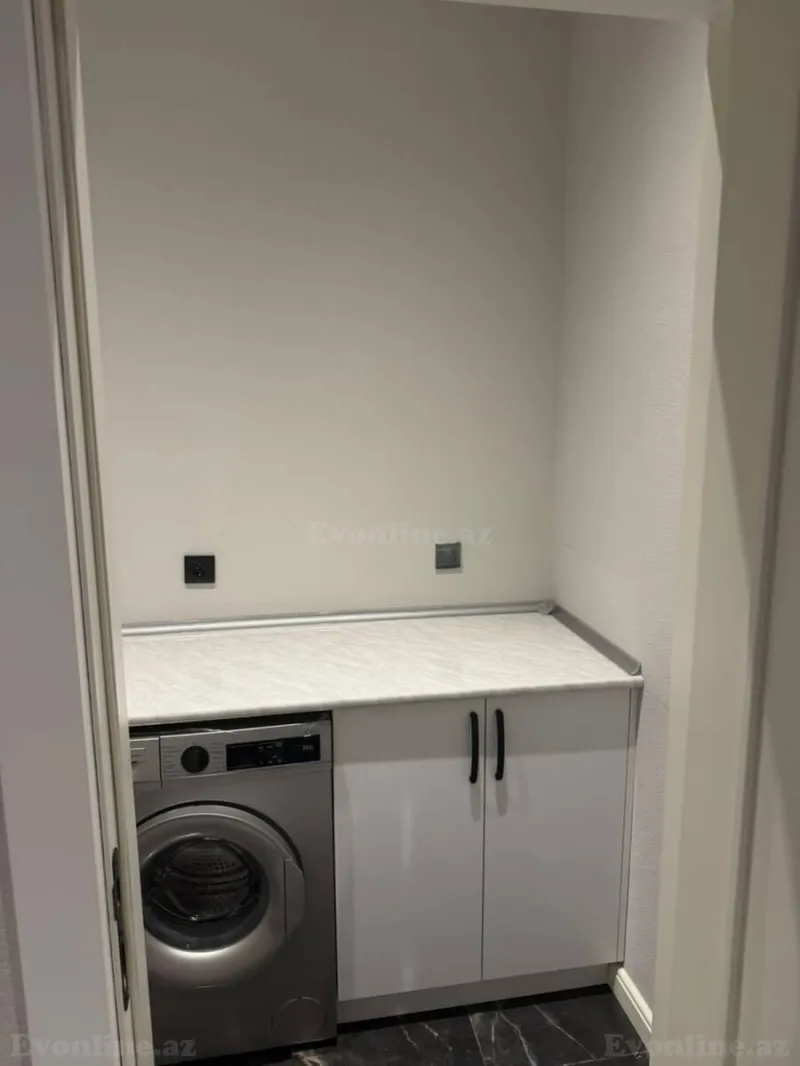 Kirayə verilir 4 otaqlı Mənzil Yeni tikili 180 m² Koroğlu m. - şəkil 19