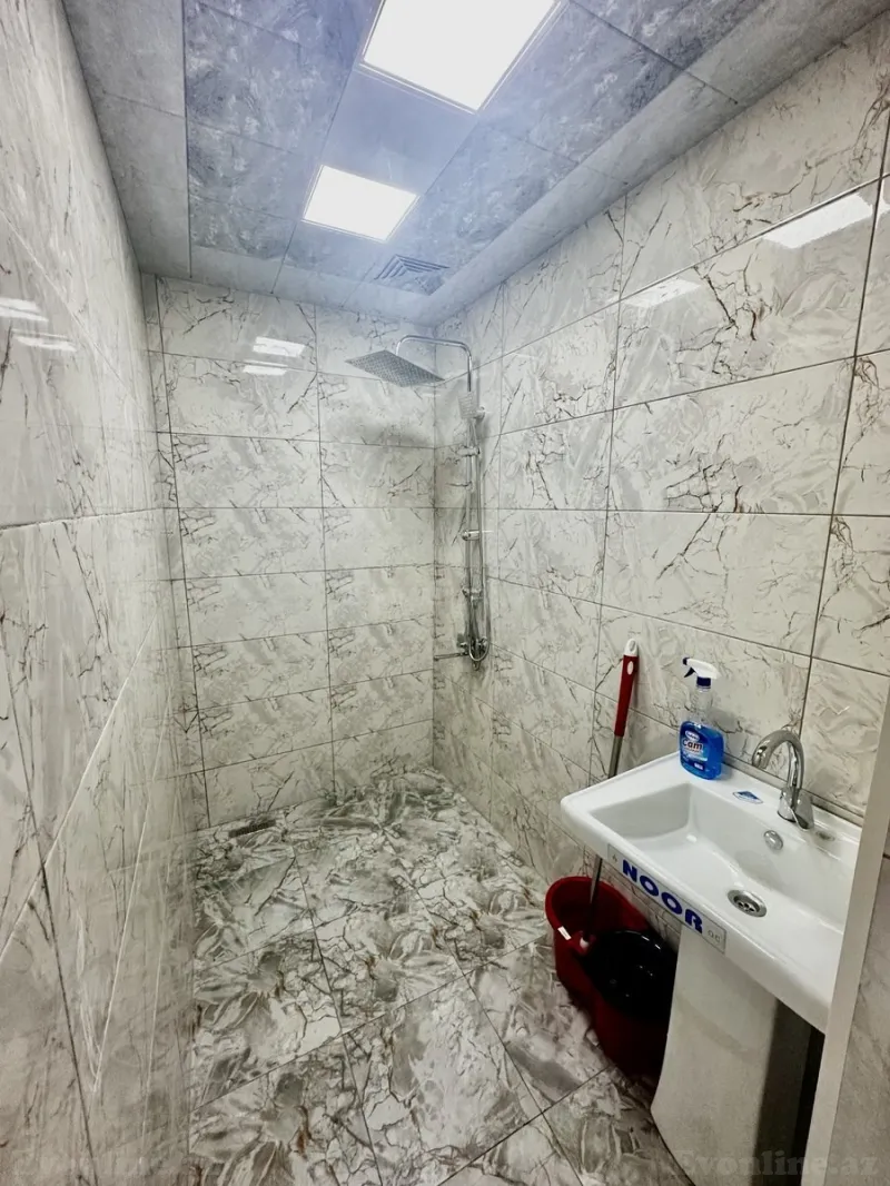 Satılır 2 otaqlı Mənzil Köhnə tikili 66 m² Koroğlu m. - şəkil 9