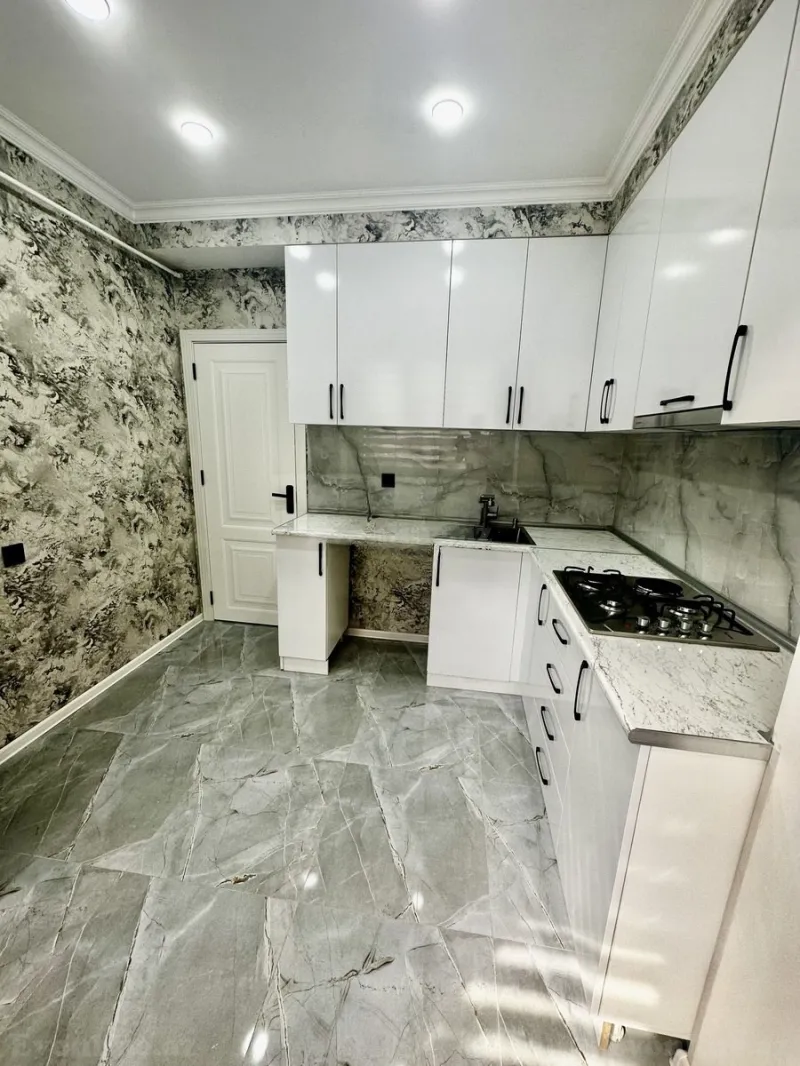 Satılır 2 otaqlı Mənzil Köhnə tikili 66 m² Koroğlu m. - şəkil 12