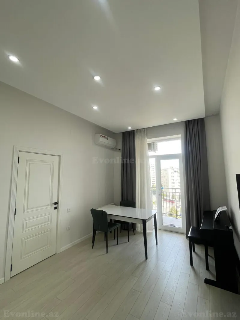 Satılır 2 otaqlı Mənzil Yeni tikili 44 m² Yasamal r. - şəkil 12