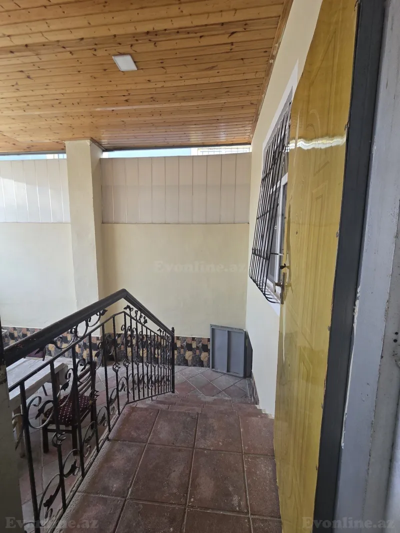 3 otaqlı Həyət evi 60 m² Xırdalan Satılır