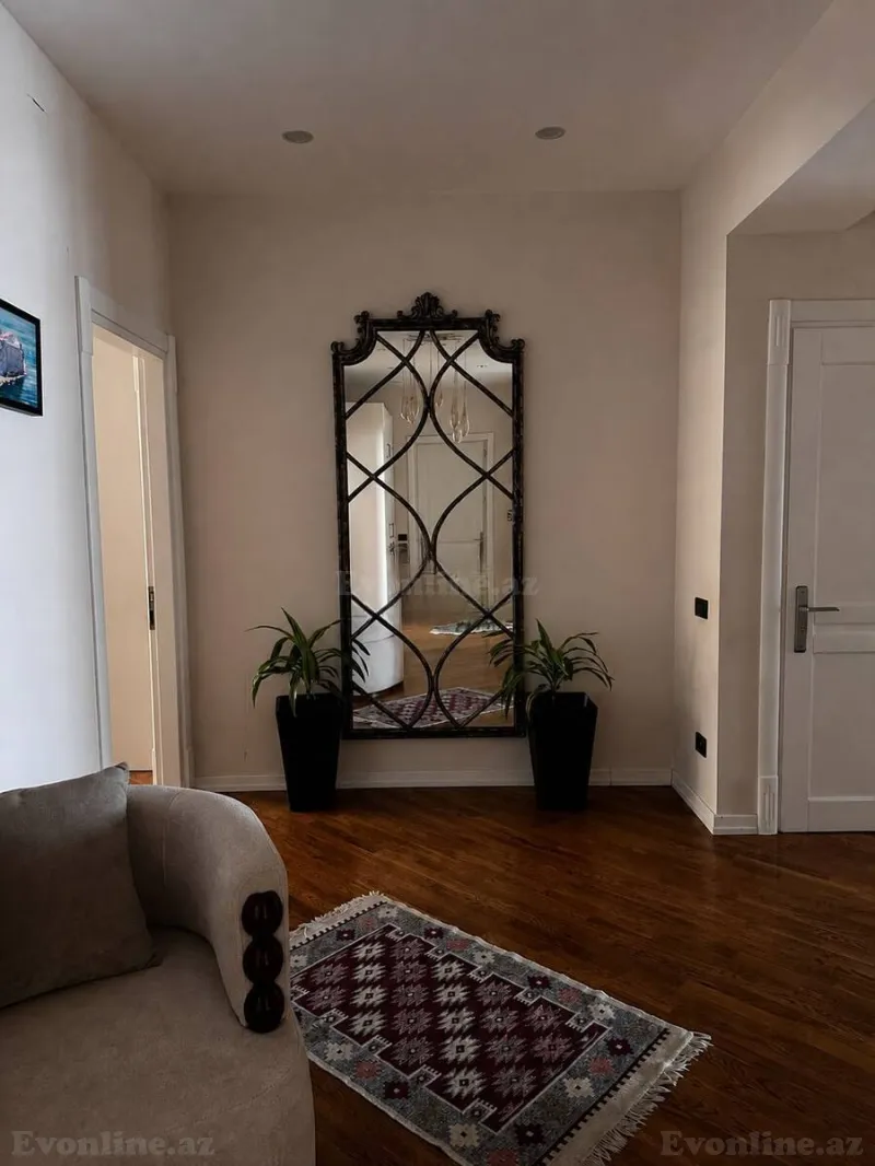 Kirayə verilir 3 otaqlı Mənzil Yeni tikili 141 m² Xətai r. - şəkil 6