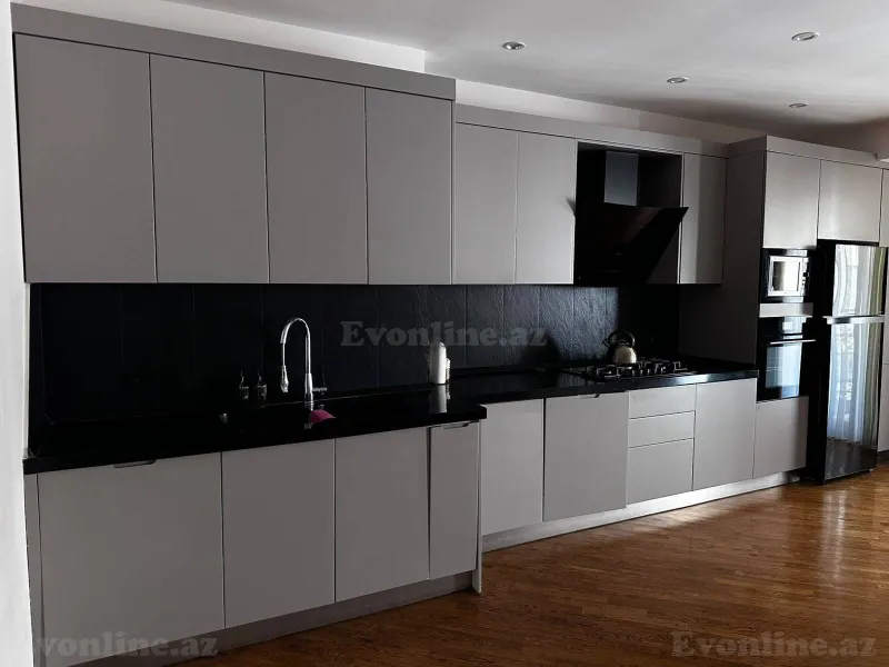 Kirayə verilir 3 otaqlı Mənzil Yeni tikili 141 m² Xətai r. - şəkil 13