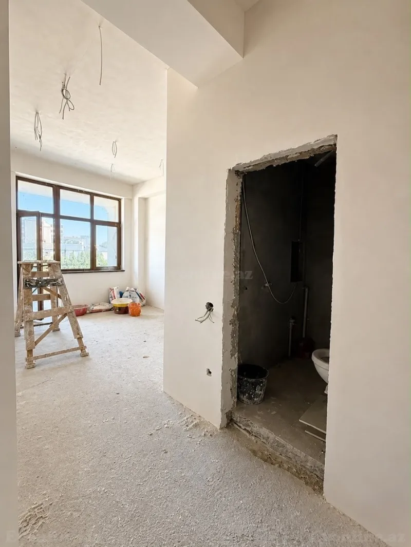 Satılır 2 otaqlı Mənzil Köhnə tikili 60 m² Gənclik m. - şəkil 3