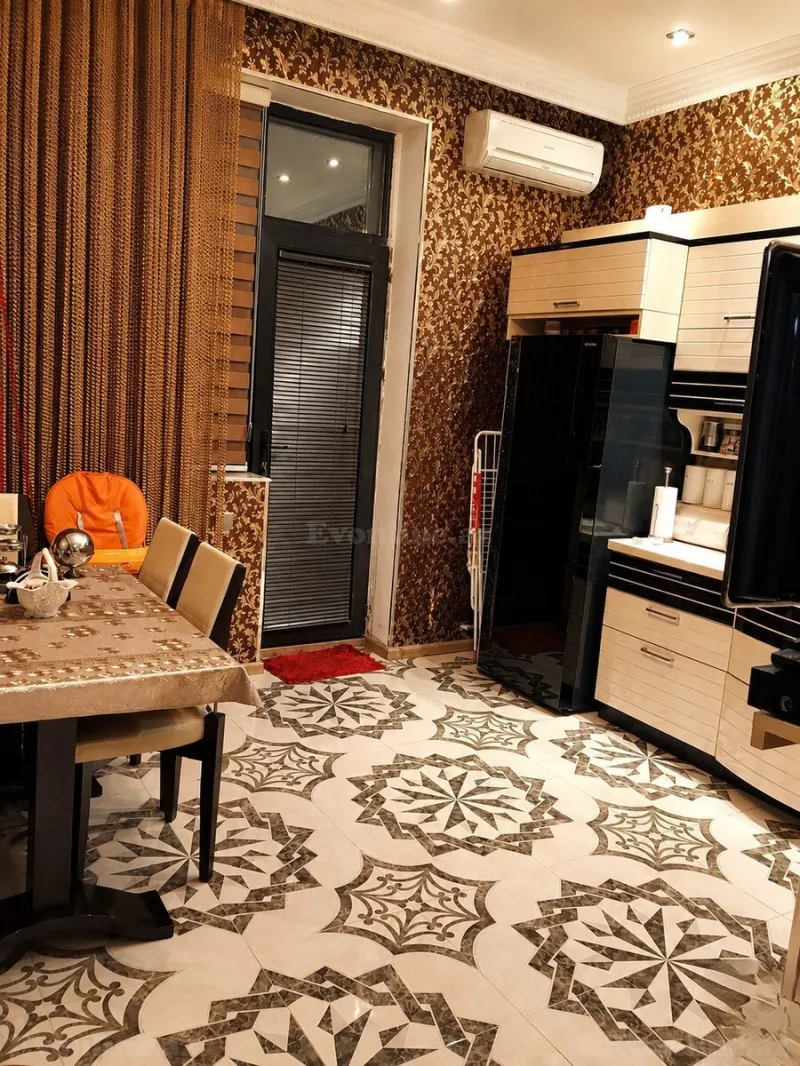 Satılır 2 otaqlı Mənzil Yeni tikili 100 m² 8 Noyabr m. - şəkil 11