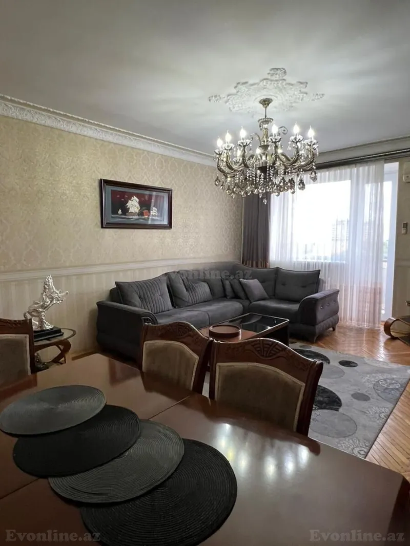 Satılır 4 otaqlı Mənzil Köhnə tikili 100 m² Yasamal r. - şəkil 3