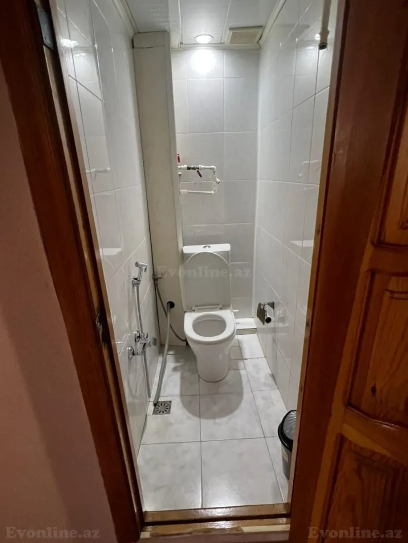 Satılır 4 otaqlı Mənzil Köhnə tikili 100 m² Yasamal r. - şəkil 15