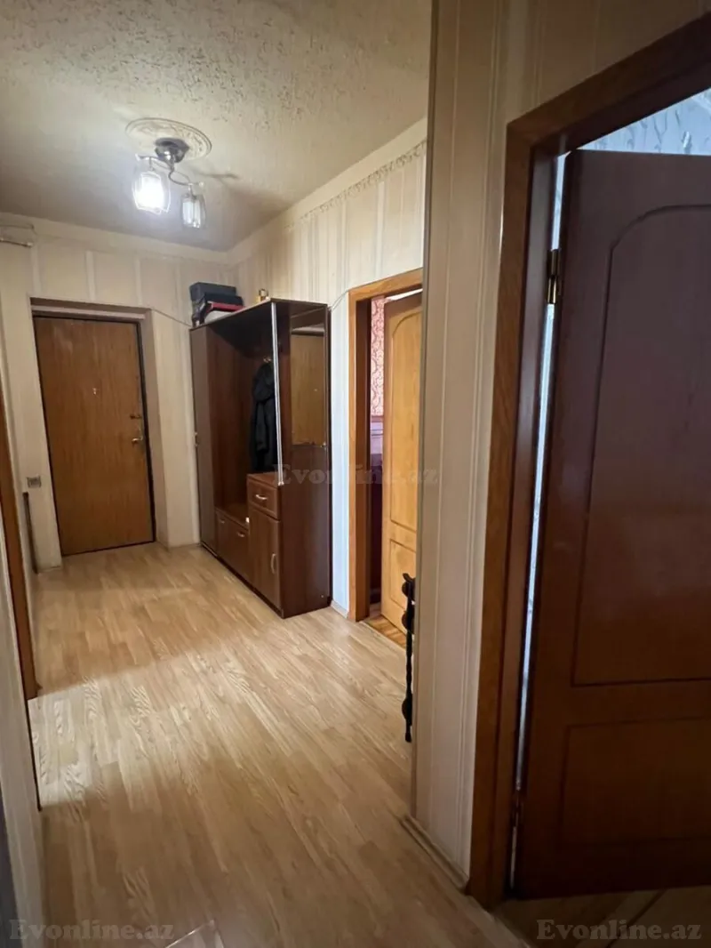Satılır 4 otaqlı Mənzil Köhnə tikili 100 m² Yasamal r. - şəkil 18