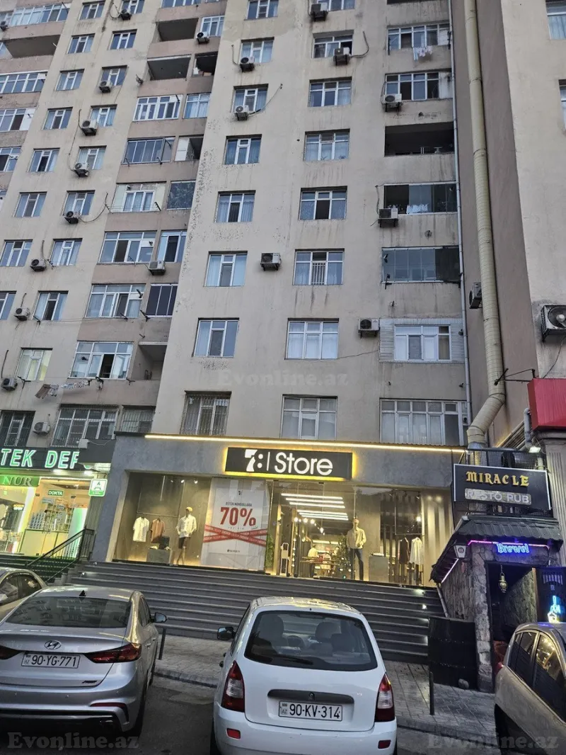 Kirayə verilir 3 otaqlı Mənzil Yeni tikili 135 m² 8-ci mikrorayon - şəkil 3
